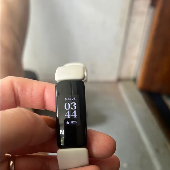 Fitbit Inspire 2 Activity Tracker with Charger – Light Gray Band, Size S/P - Picture 2 of 11